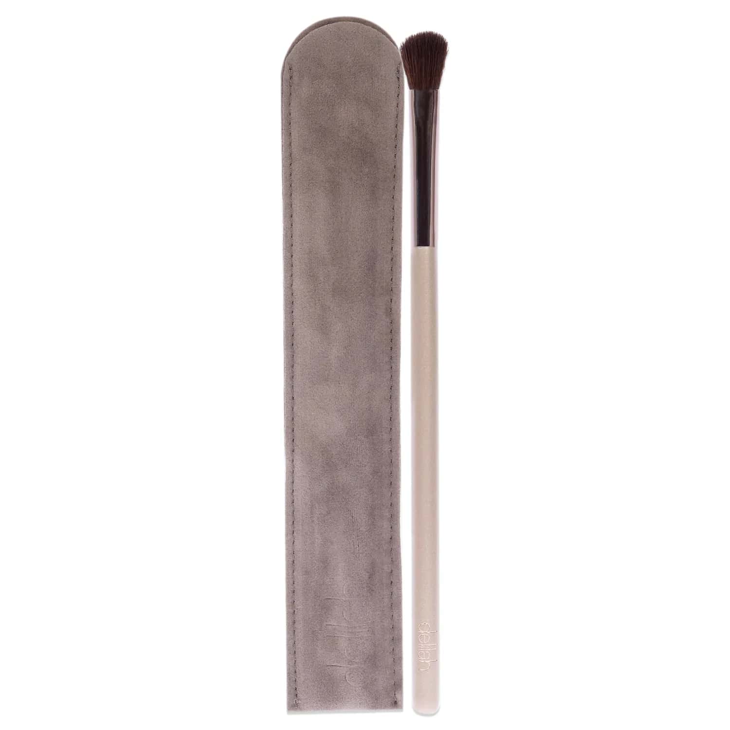 Delilah Precision Eyeshadow Brush